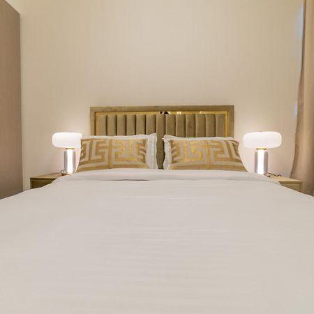 First Class 2Br With Full Dubai Boulevard View Εξωτερικό φωτογραφία